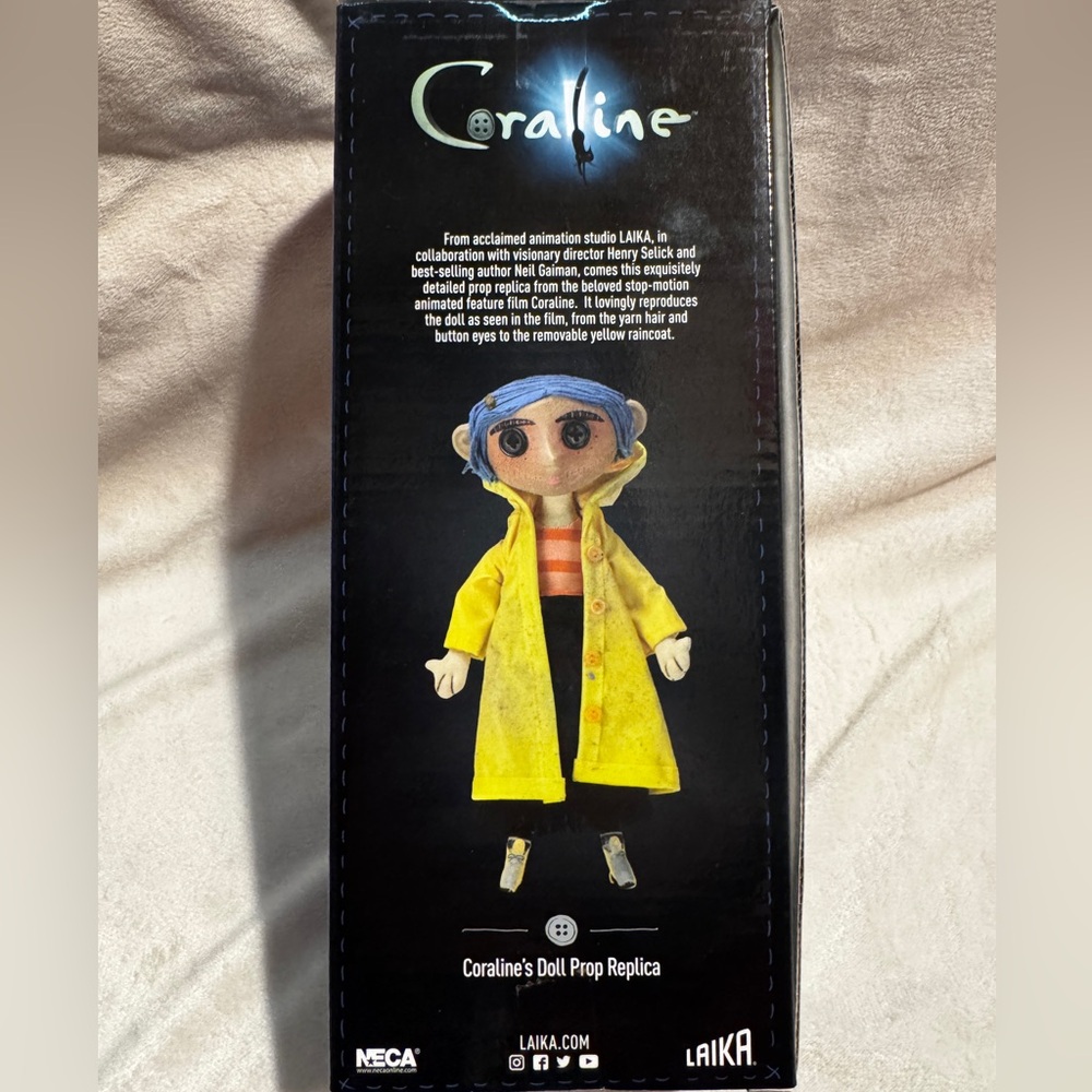 Coraline Doll Prop Replica NIB - Picture 7 of 11